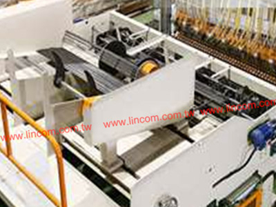 Cross wire feeding machine. Wire Dia. 4.0-5.0/ Mesh Wdth. 1000-3100/Mesh Lgth 1500-3000.