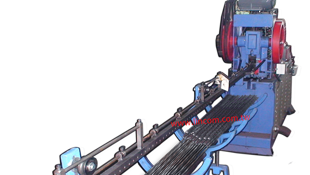 Square wire twisting and cutting machine. Square coil material 6x6 & 8x8mm. Max. uncoiler loading 1500kgs.