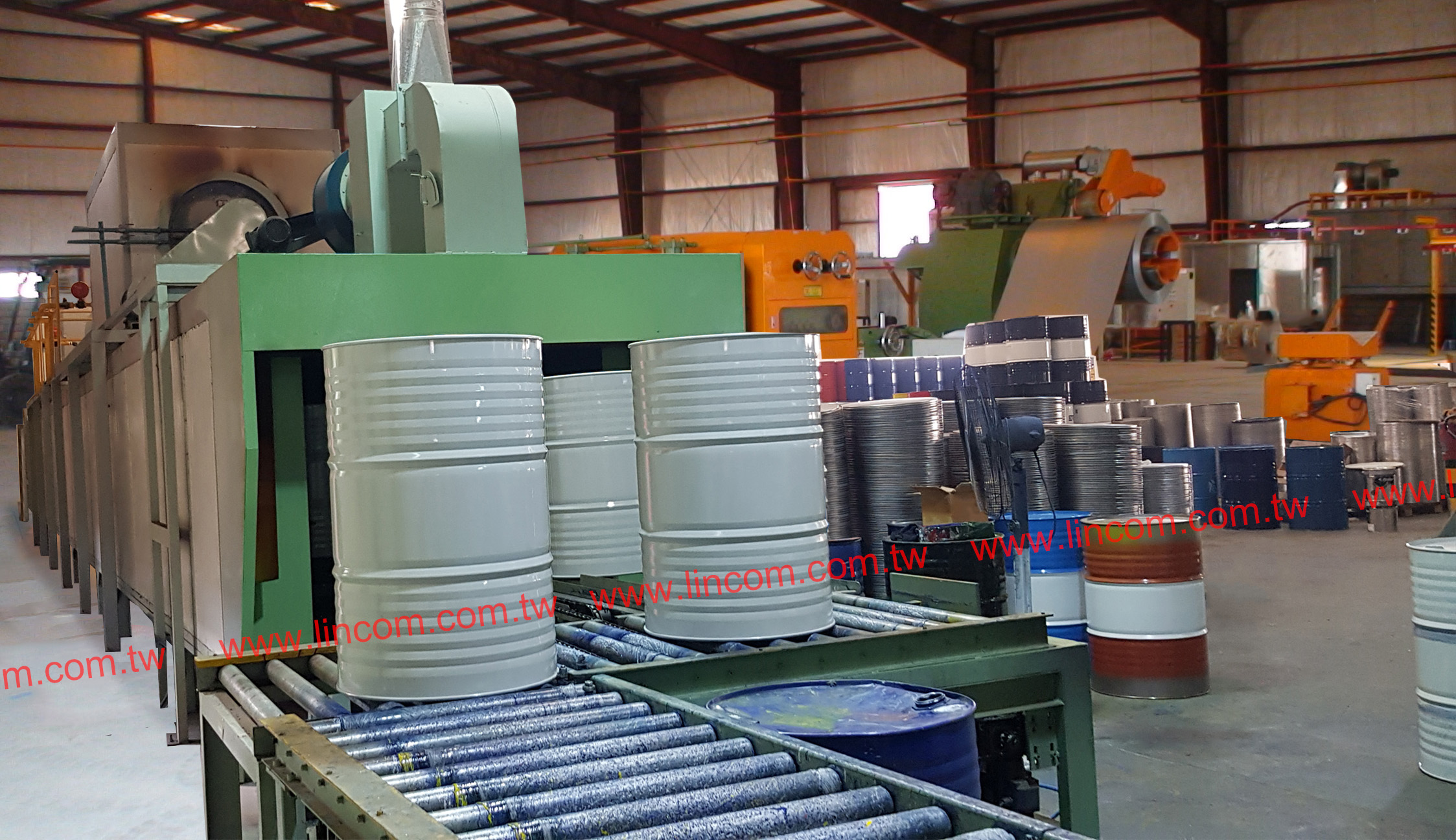 Used oil drum (barrel) cleaning whole plant equipment.