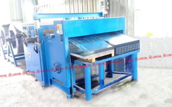 Steel sheet preparing by simple cut to length for water heater manufacturing. Plc control & HMI touchscreen. Capacity: 7 ton.